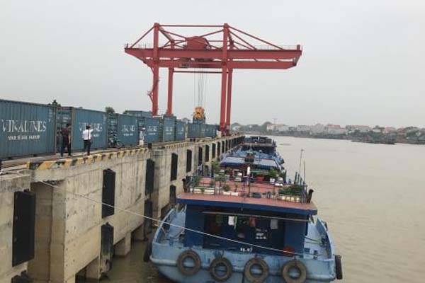 Tuyến vận tải thủy container Việt Trì - Hải Phòng đắt hàng