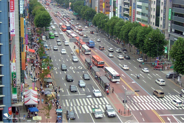 BRT giải bài toán tắc đường tại Seoul